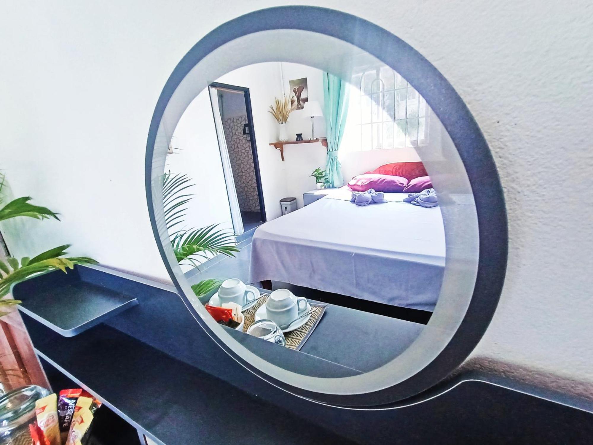 Sam'S Guesthouse M'Pai Bay เกาะรงสำลน ภายนอก รูปภาพ