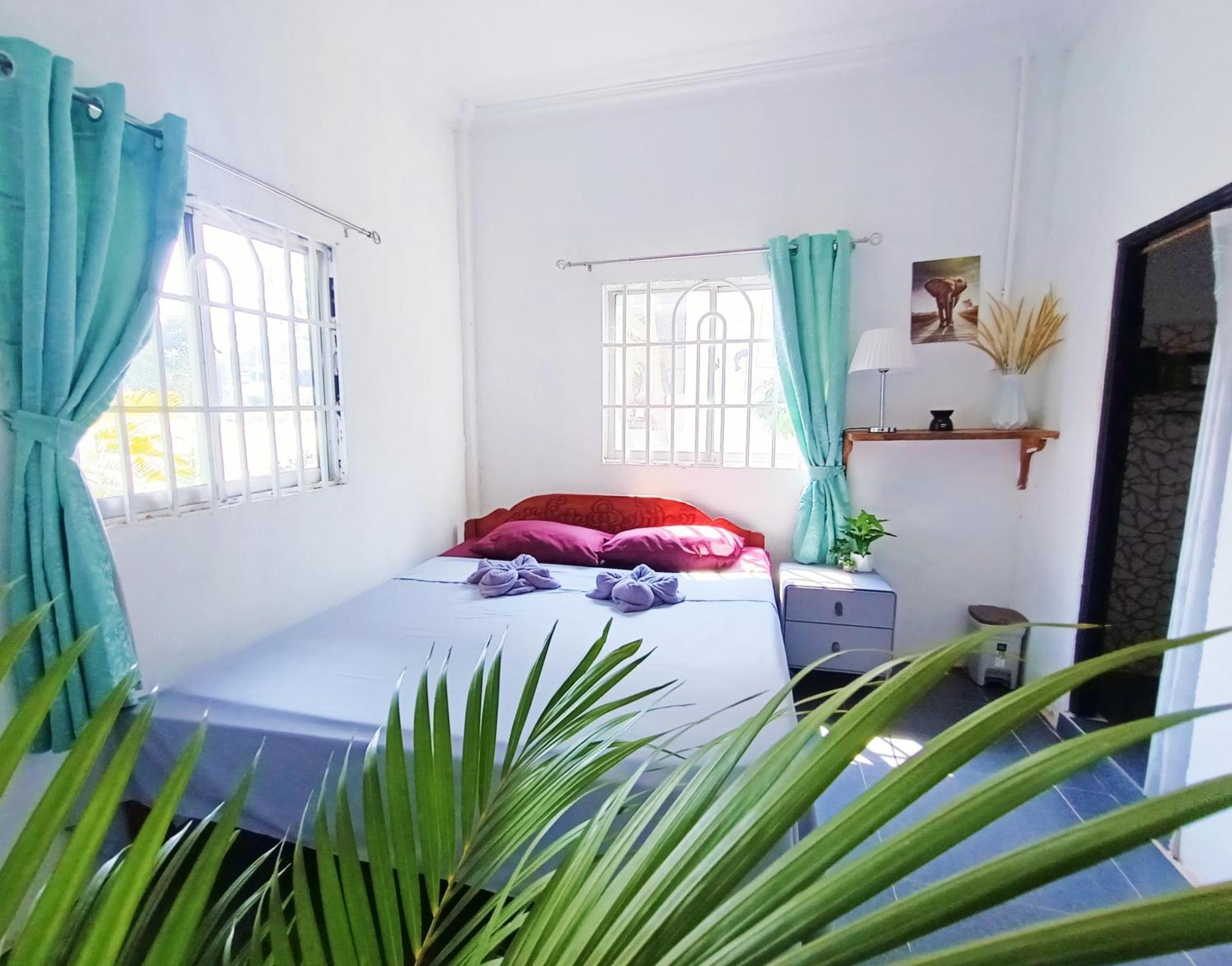 Sam'S Guesthouse M'Pai Bay เกาะรงสำลน ภายนอก รูปภาพ