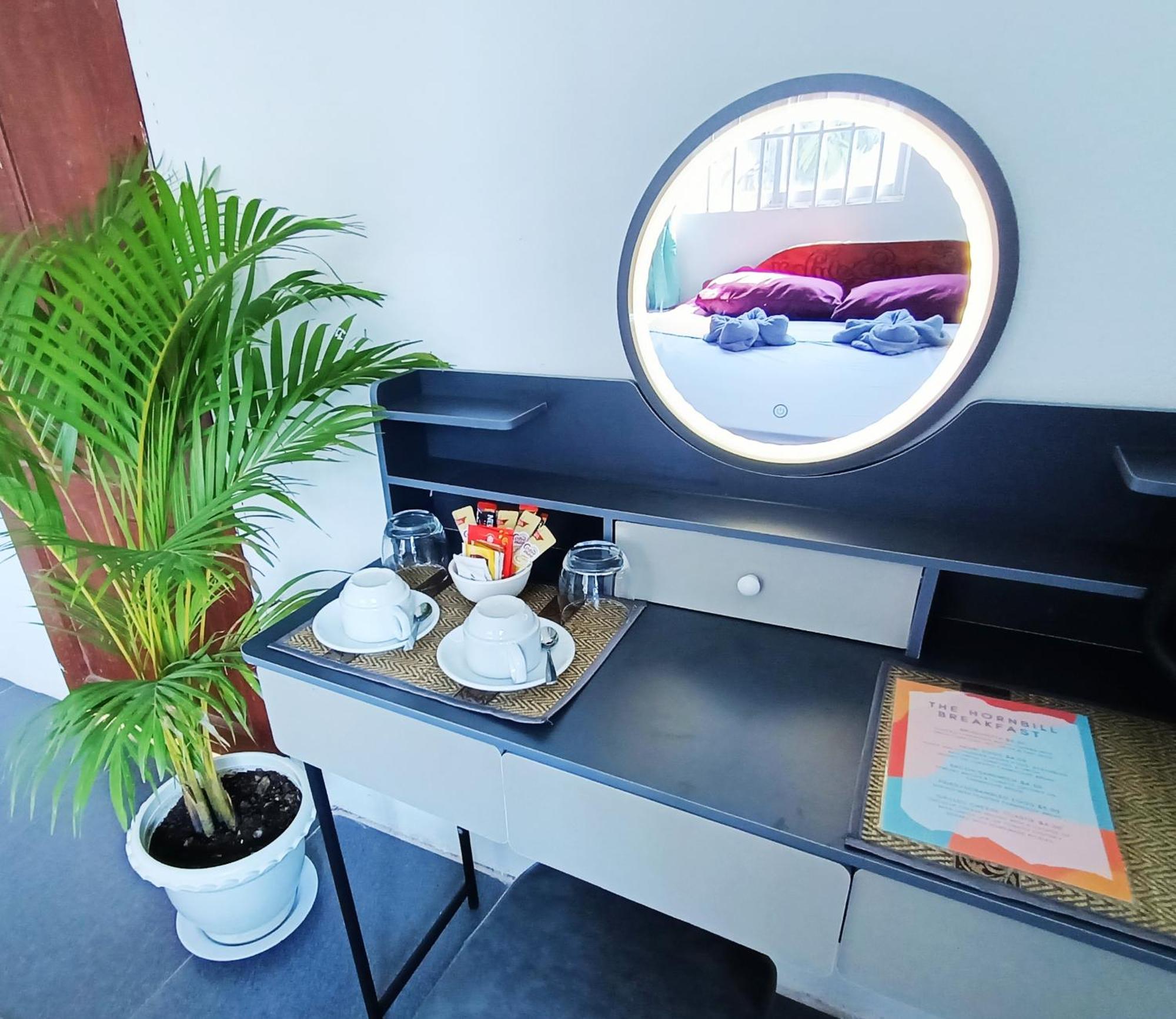 Sam'S Guesthouse M'Pai Bay เกาะรงสำลน ภายนอก รูปภาพ